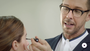 Dr. Hauschka Tutorial: Wimpers met wow-effect Dr. Hauschka Tutorial: Wimpers met wow-effect